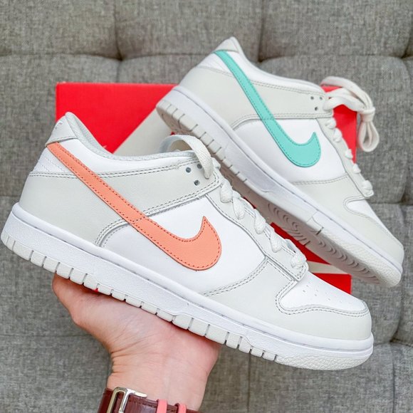Nike Shoes - 🐰 Nike dunk low coral mint 🍃